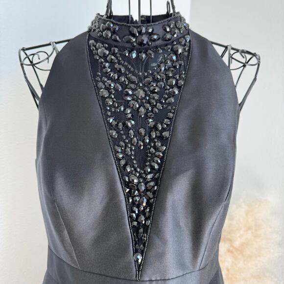 Adrianna Papell Black Satin Beaded Mesh V-Neck Evening Gown Size 4P - Picture 6 of 11